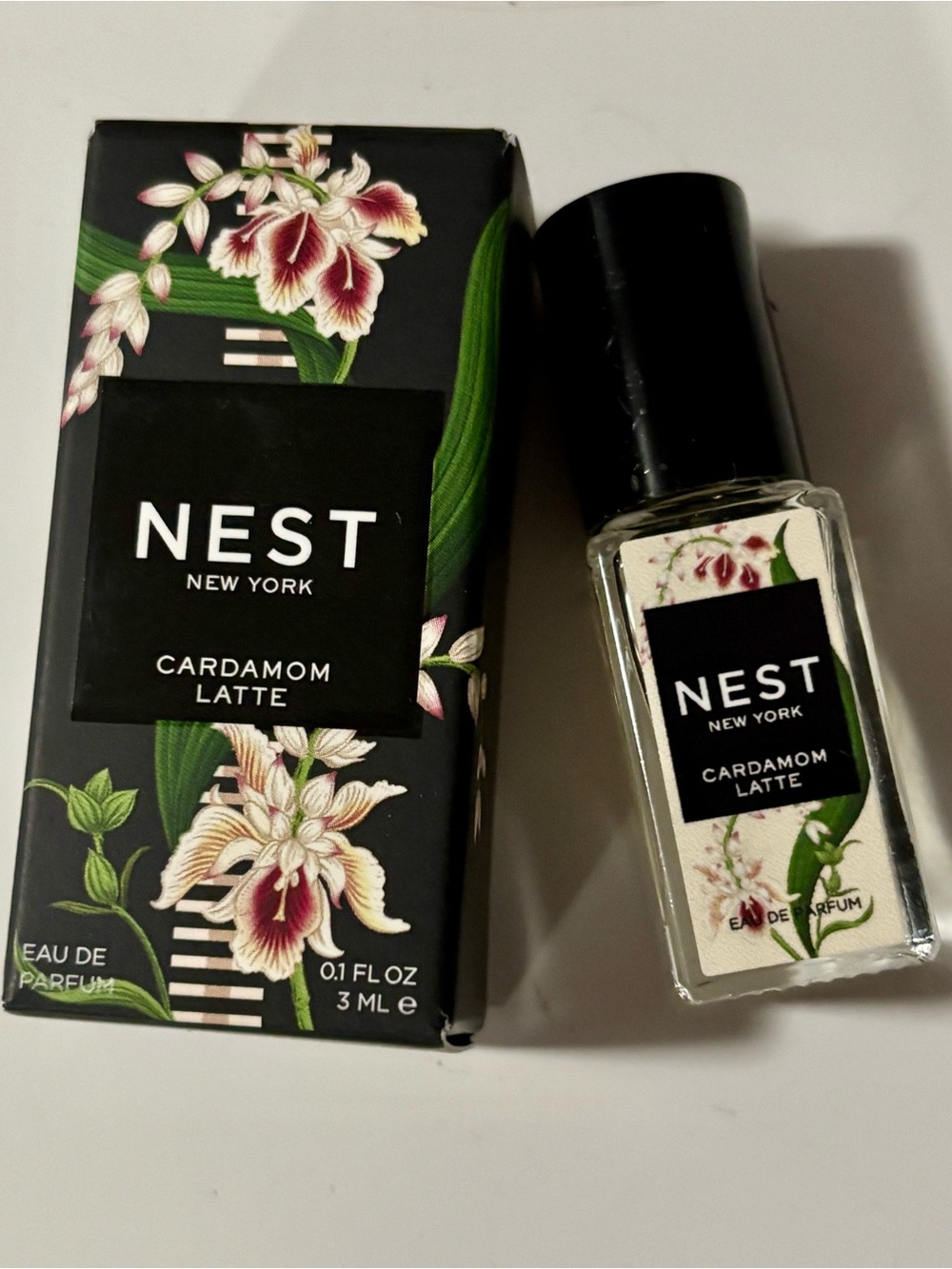 New Nest Cardamom Latte Miniature scent Rollerball
